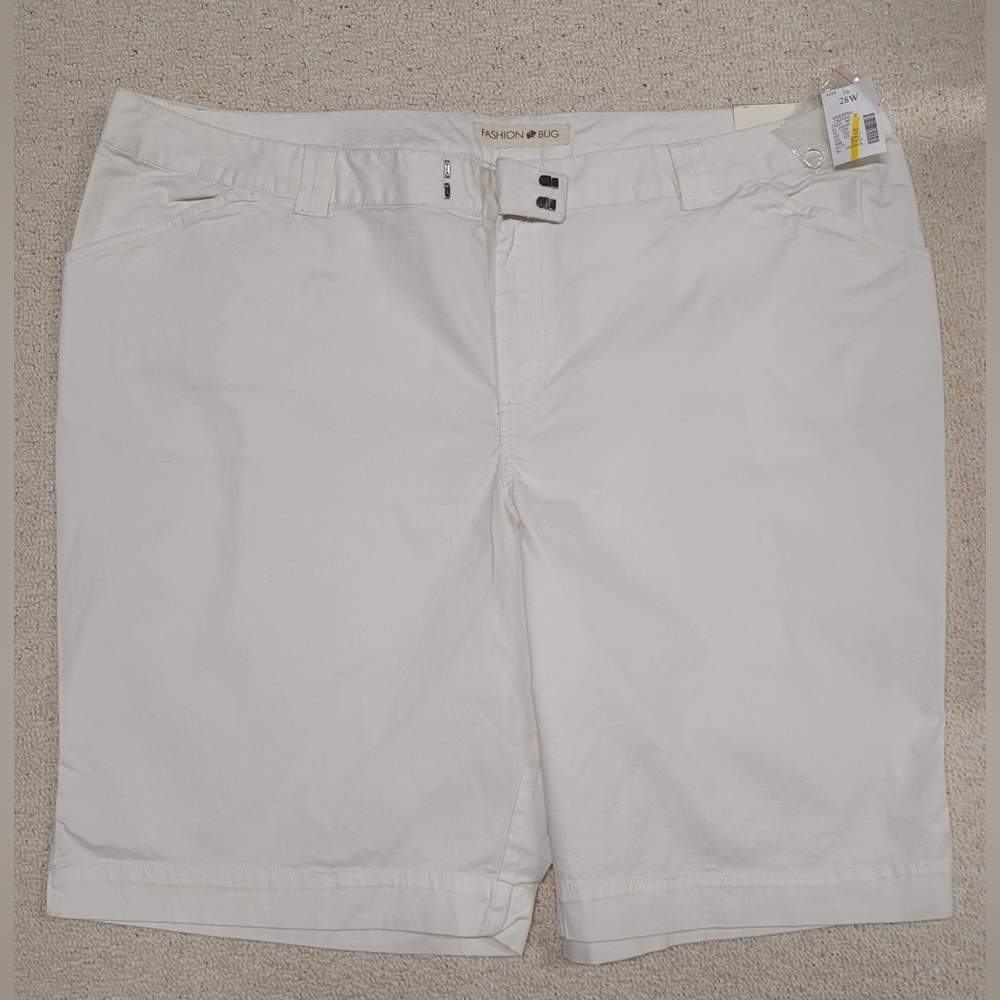 NEW Fashion Bug 28W White Weekend Casual Shorts Zipper Fly Pockets